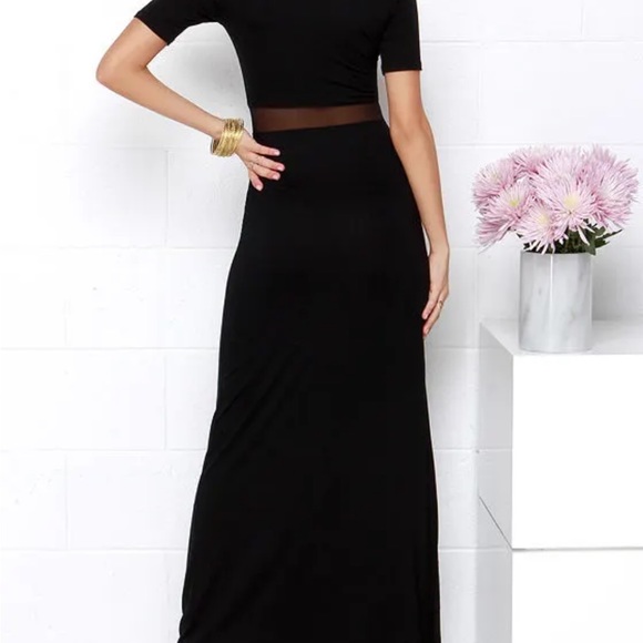 Black maxi dress with mesh panel at waist - Picture 3 of 6